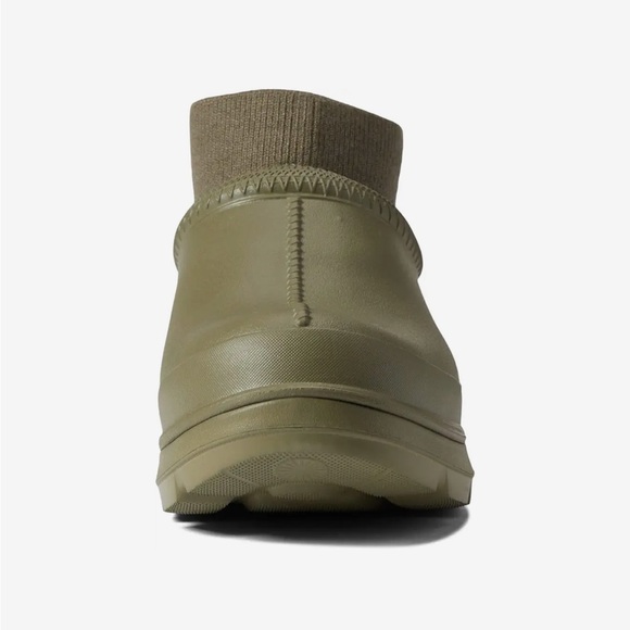 UGG
Women's Tasman X Slip-On
Flats BURNT OLIVE new with box size 5 - Picture 7 of 15